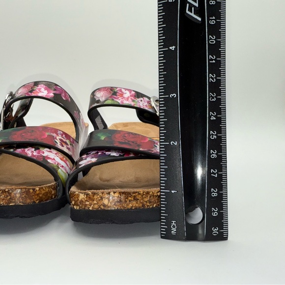 Natural Reflections Floral Women's Sandals Size 7 Like New - Picture 13 of 14